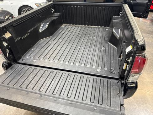 Used 2020 Toyota Tacoma TRD Pro AWD/4WD image 47