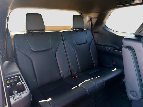 New 2026 Lexus TX 500h AWD image 22