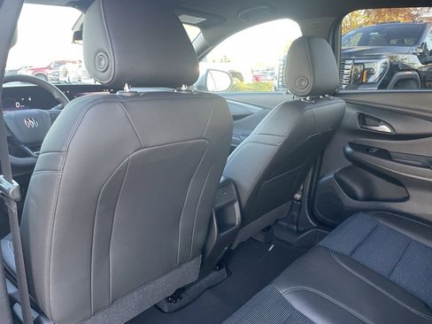 New 2026 Buick Envista Preferred w/ Advanced Safety Package image 23