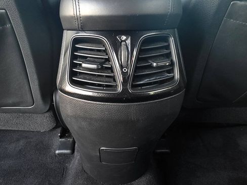Used 2012 Hyundai Azera FWD image 26