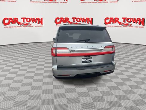 Used 2020 Lincoln Navigator Black Label w/ Cargo Convenience Package image 7