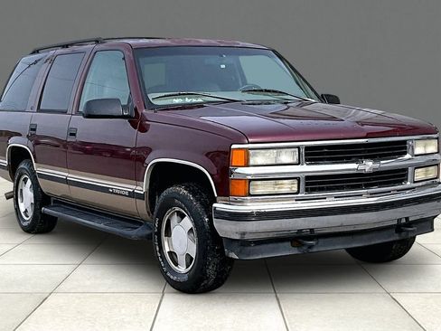 Used 1999 Chevrolet Tahoe Z71 w/ Comfort & Security Pkg AWD/4WD image 11