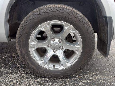 Used 2015 RAM 1500 Laramie w/ Convenience Group AWD/4WD image 11