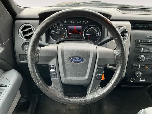 Used 2011 Ford F150 XLT w/ XLT Chrome Pkg image 11