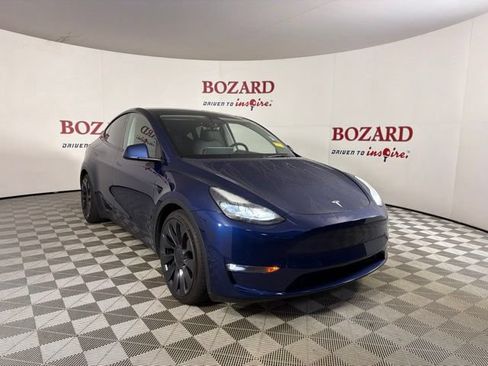 Used 2022 Tesla Model Y Performance AWD/4WD image 1