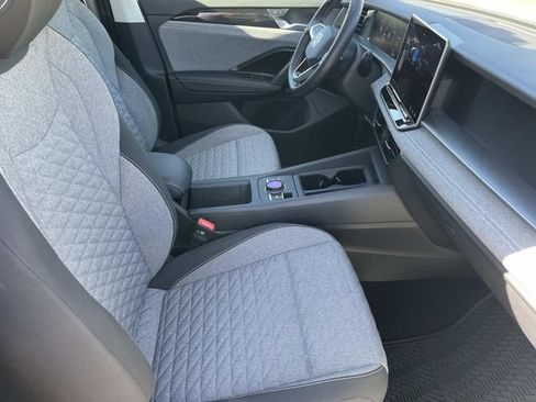 Used 2026 Volkswagen Tiguan S FWD image 28