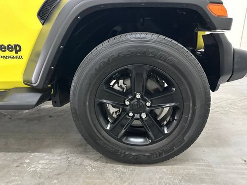 Used 2022 Jeep Wrangler Unlimited Sport AWD/4WD image 61