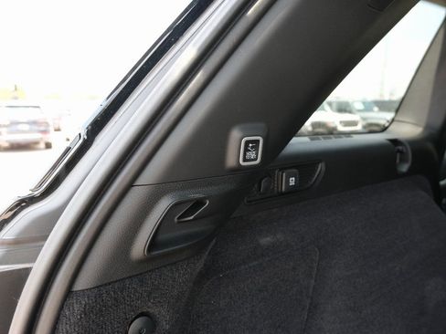 Used 2024 Jeep Grand Cherokee Trailhawk w/ Luxury Tech Group III image 43