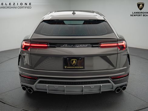 Used 2021 Lamborghini Urus image 15