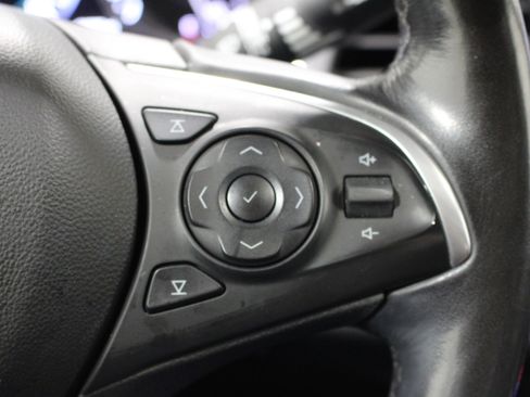 Used 2019 Buick Enclave Avenir w/ Avenir Technology Package FWD image 15