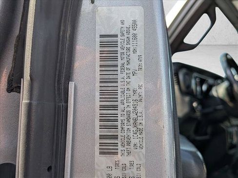 Used 2020 Jeep Wrangler Sport AWD/4WD image 20