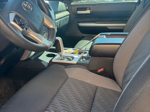 Used 2017 Toyota Tundra SR5 image 11