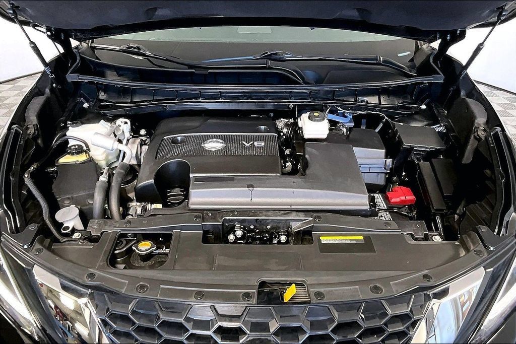 Used 2024 Nissan Murano Platinum w/ Cargo Package FWD image 9