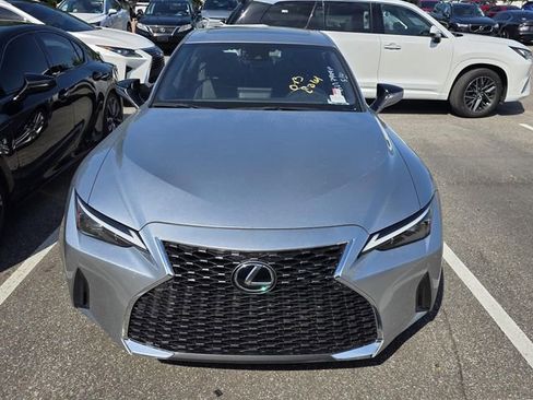 Used 2025 Lexus IS 300 w/ Comfort Package RWD image 2