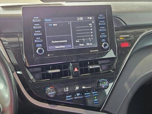 Used 2021 Toyota Camry SE w/ Carpet Mat Package (TMS) FWD image 12