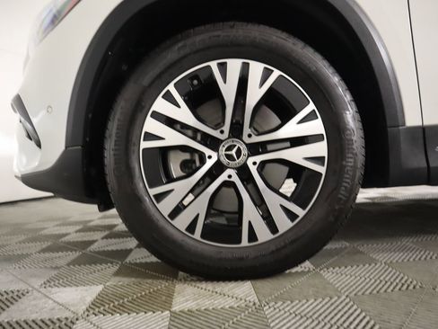 Certified 2025 Mercedes-Benz GLA 250 GLA 250 image 31