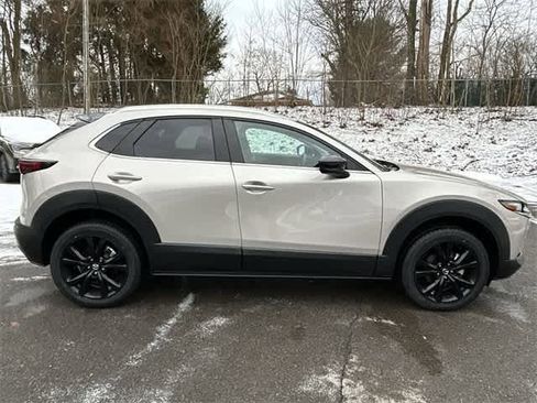 Used 2024 MAZDA CX-30 AWD 2.5 S w/ Select Sport Pkg image 3