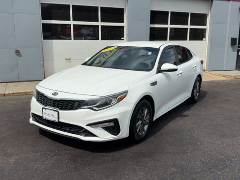 Used 2019 Kia Optima LX FWD image 2