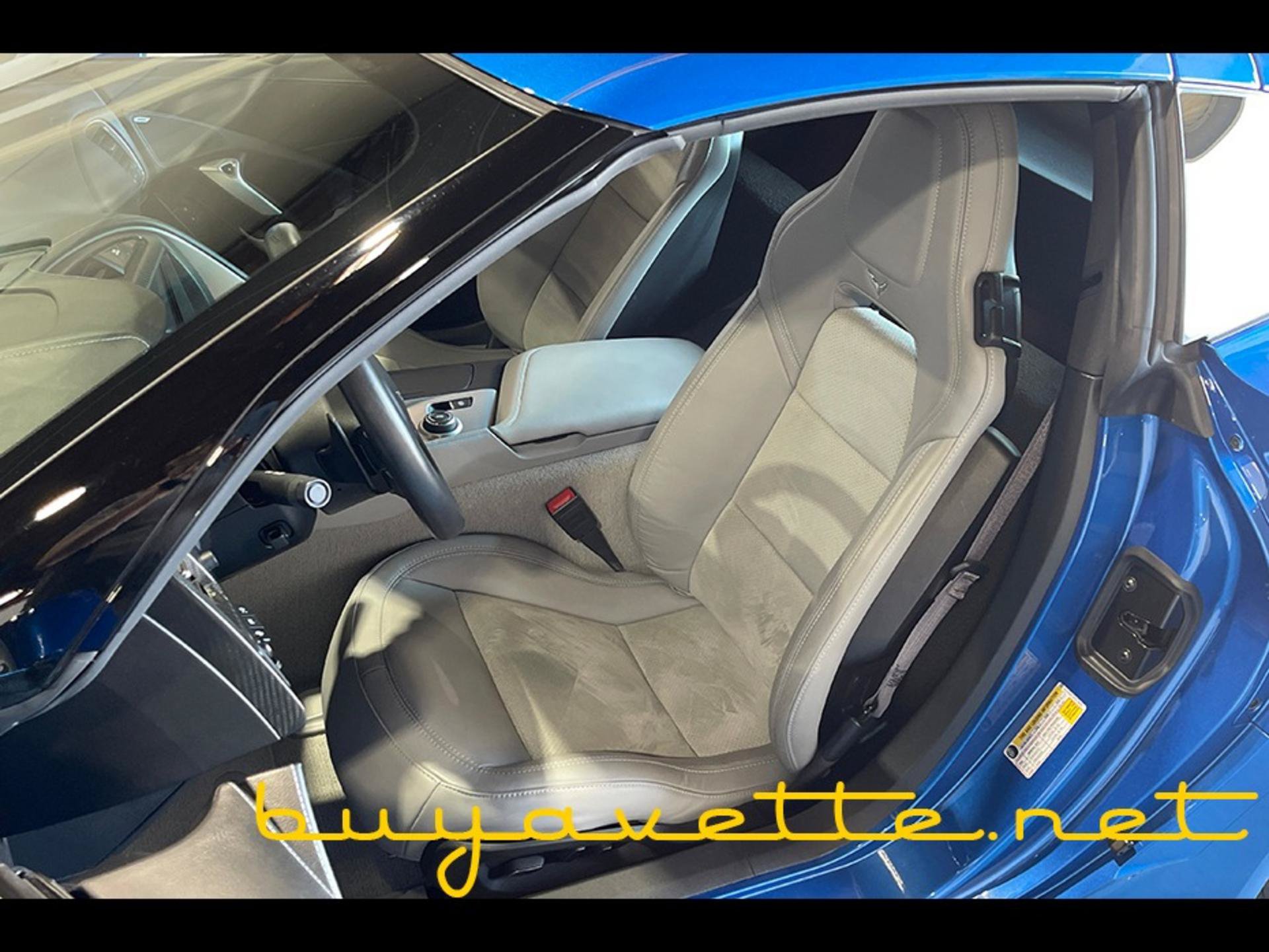 Used 2015 Chevrolet Corvette Stingray Coupe w/ 2LT Preferred Equipment Group RWD image 17