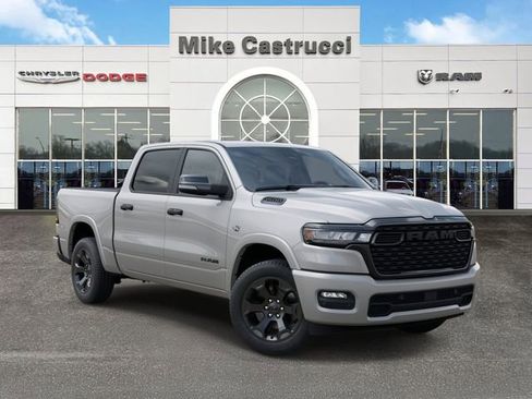 New 2026 RAM 1500 4x4 Crew Cab image 5