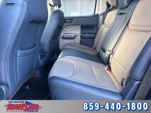 Used 2025 Ford Maverick Lariat image 33