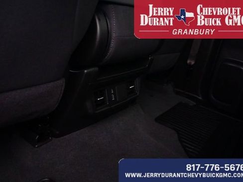 Used 2025 Chevrolet Silverado 2500 Custom w/ Custom Value Package image 21