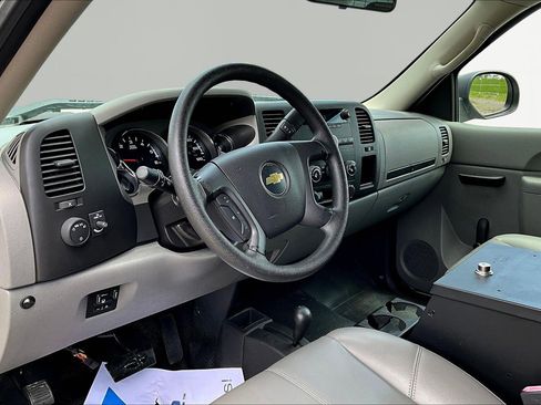 Used 2013 Chevrolet Silverado 2500 W/T AWD/4WD image 13