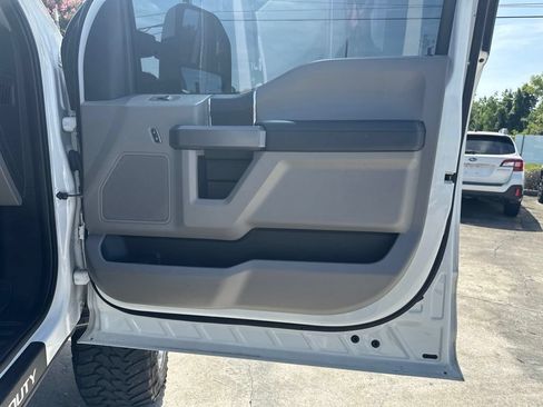 Used 2019 Ford F250 XLT w/ XLT Value Package AWD/4WD image 18