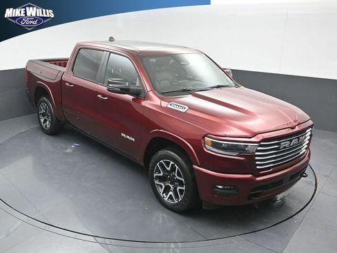 Used 2025 RAM 1500 Laramie w/ Laramie Southwest Edition AWD/4WD image 9