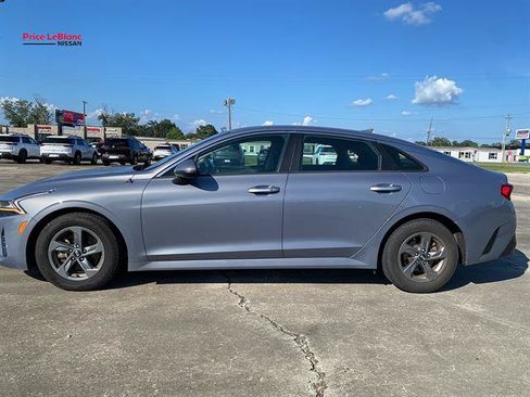 Used 2021 Kia K5 LXS FWD image 4