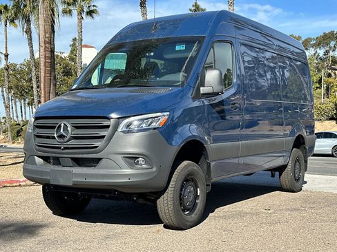New 2025 Mercedes-Benz Sprinter 2500 image 7