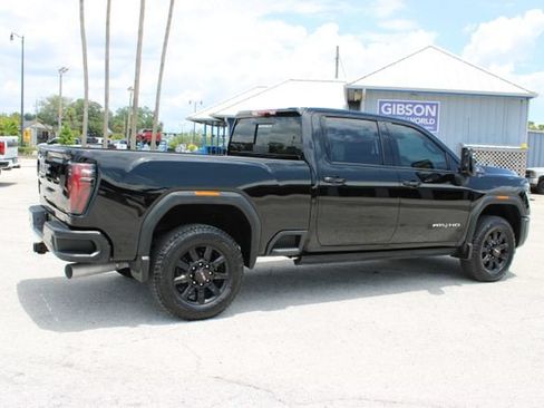 Used 2026 GMC Sierra 2500 AT4 w/ AT4 Premium Plus Package AWD/4WD image 13