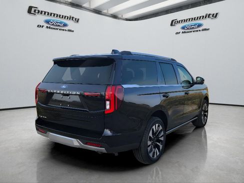 New 2026 Ford Expedition Platinum w/ Driver's Package image 9