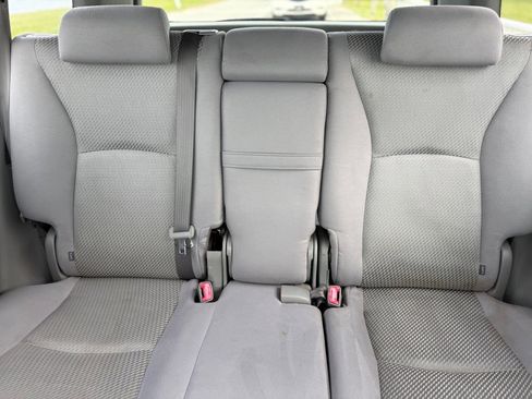 Used 2004 Toyota Highlander 2WD image 13