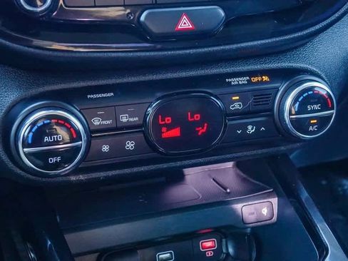 Certified 2022 Kia Soul S image 22