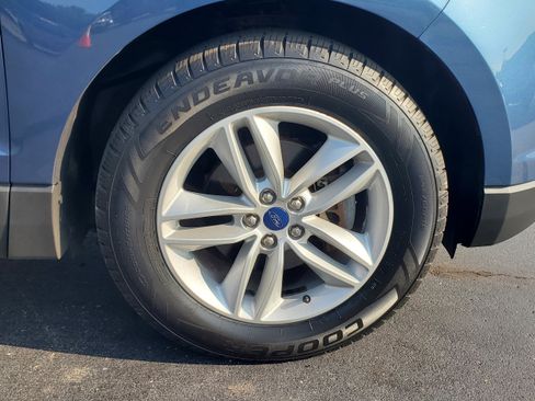 Used 2018 Ford Edge SEL FWD image 27