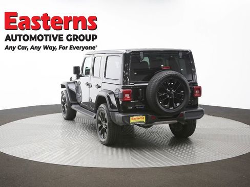 Used 2025 Jeep Wrangler Unlimited Sahara image 65