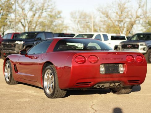 Used 2002 Chevrolet Corvette Coupe w/ Preferred Equipment Group2 image 5
