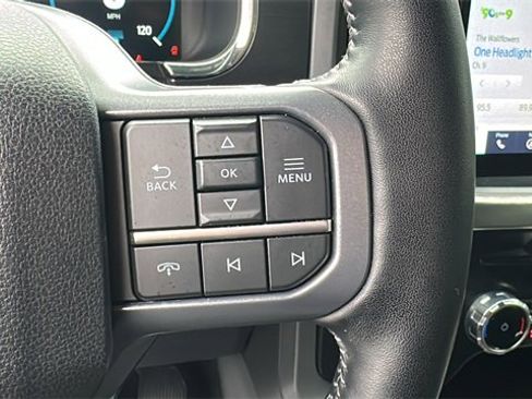 Used 2023 Ford F150 Lariat w/ Equipment Group 502A High image 25