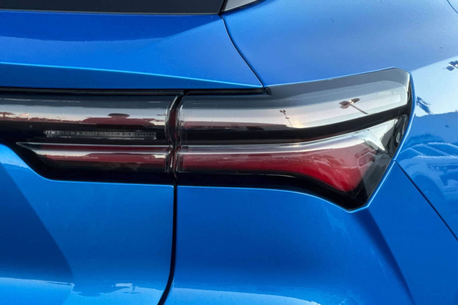 Used 2024 Chevrolet Equinox EV LT FWD image 47