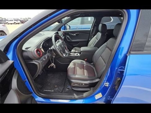 Used 2025 Chevrolet Blazer RS w/ Driver Confidence II Package AWD/4WD image 5