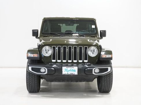 Certified 2022 Jeep Wrangler Unlimited Sahara w/ Cold Weather Group image 3