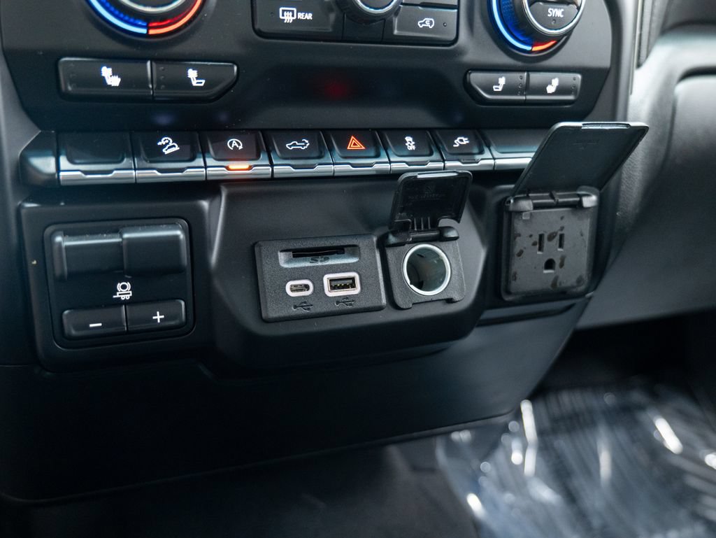 Used 2020 Chevrolet Silverado 1500 LT w/ True North Edition AWD/4WD image 47