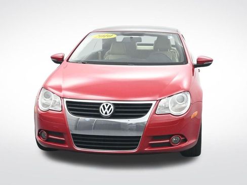 Used 2010 Volkswagen Eos Komfort FWD image 2