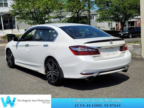Used 2017 Honda Accord Sport image 4