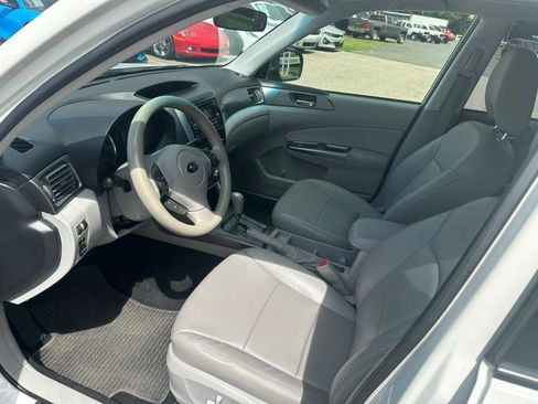 Used 2012 Subaru Forester 2.5X Premium image 11