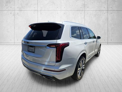 Used 2020 Cadillac XT6 Premium Luxury w/ Platinum Package AWD/4WD image 10