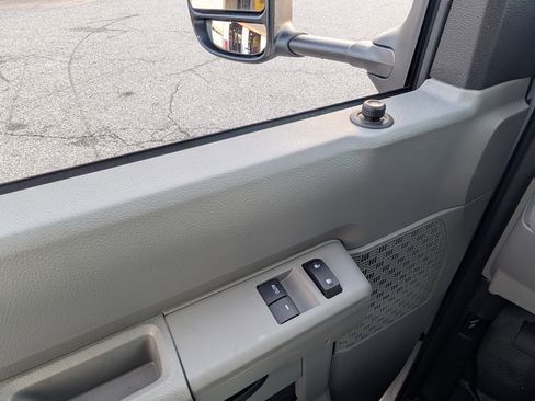 New 2026 Ford E-450 and Econoline 450 Super Duty w/ Power Equipment Group image 23