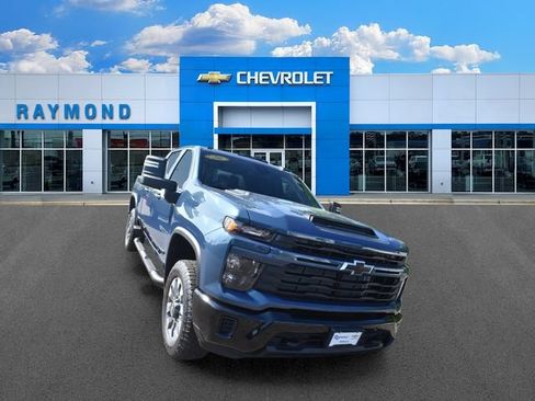 New 2026 Chevrolet Silverado 2500 Custom w/ Custom Value Package AWD/4WD image 10