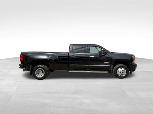 Used 2016 Chevrolet Silverado 3500 High Country w/ Duramax Plus Package AWD/4WD image 2